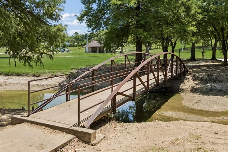 812 Premier Parkway, Grand Prairie TX 75051 - Photo 31