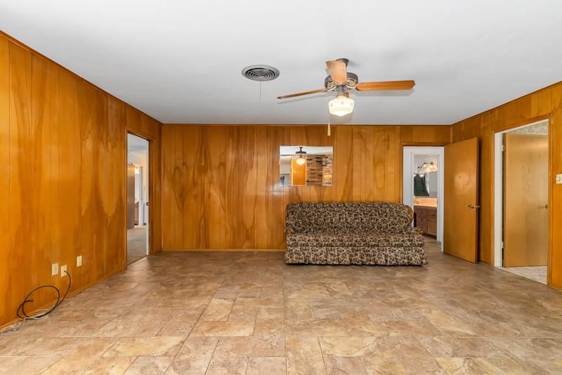 401 S Beverly Street, Crowley TX 76036 - Photo 11