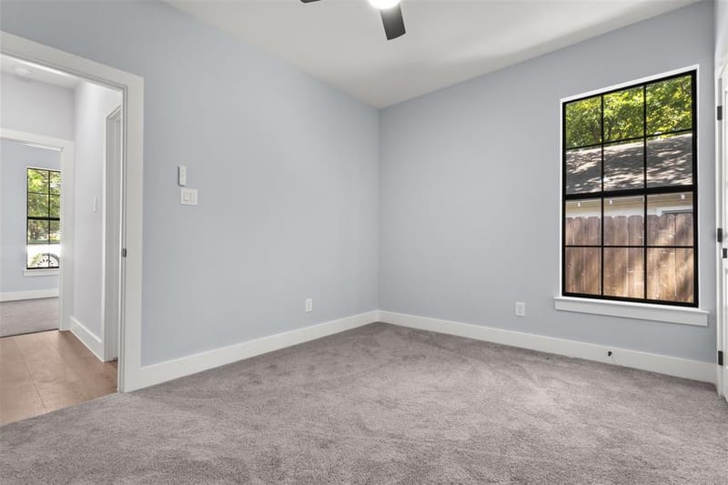 2618 Seevers Avenue, Dallas TX 75216 - Photo 23