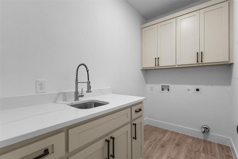 2618 Seevers Avenue, Dallas TX 75216 - Photo 26