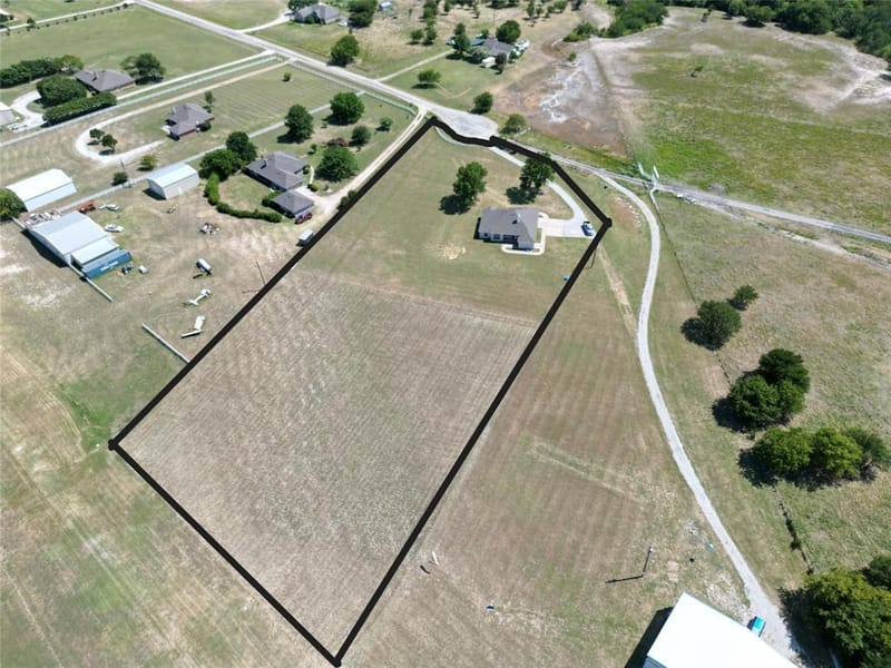340 Red Baron Drive, Rhome TX 76078 - Photo 20