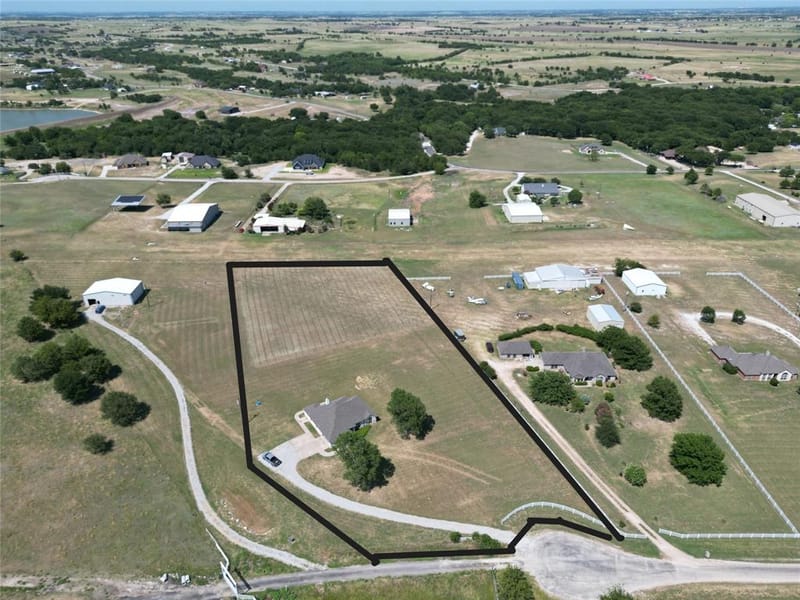 340 Red Baron Drive, Rhome TX 76078 - Photo 21