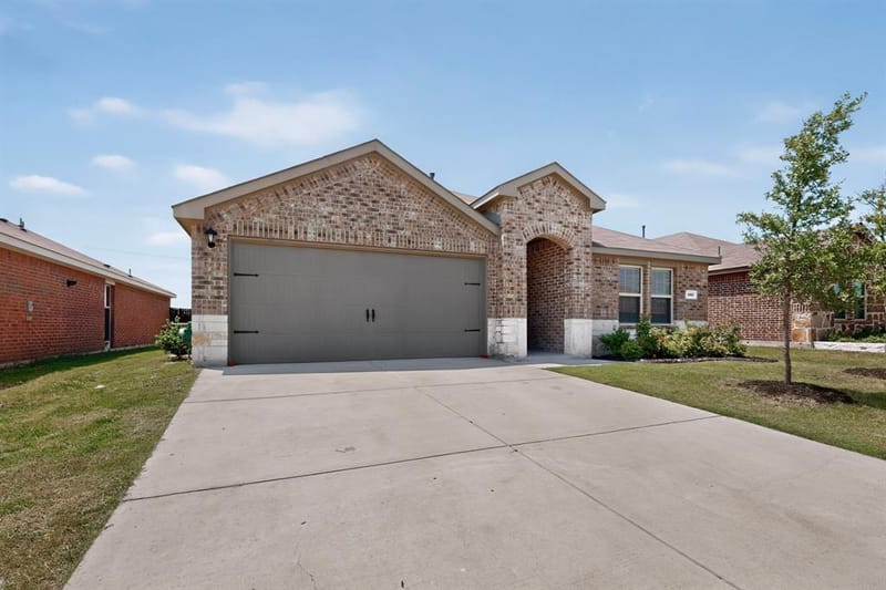 309 Banner Avenue, Royse City TX 75189 - Photo 2