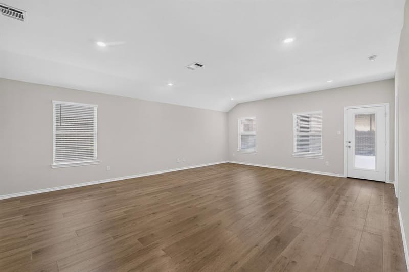 309 Banner Avenue, Royse City TX 75189 - Photo 3