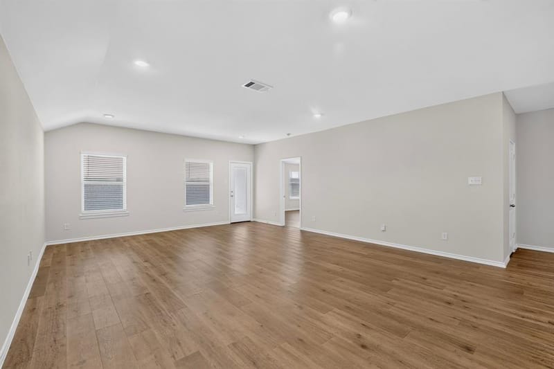 309 Banner Avenue, Royse City TX 75189 - Photo 4