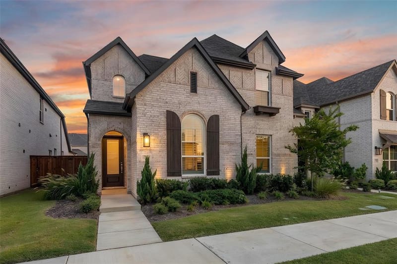 2704 Acadia Mews, Celina TX 75009 - Photo 4