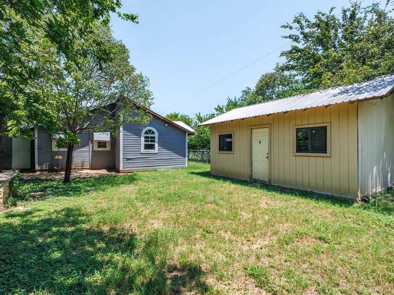 1805 7th Street, Brownwood TX 76801 - Photo 27
