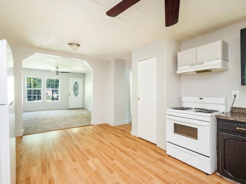 1805 7th Street, Brownwood TX 76801 - Photo 7