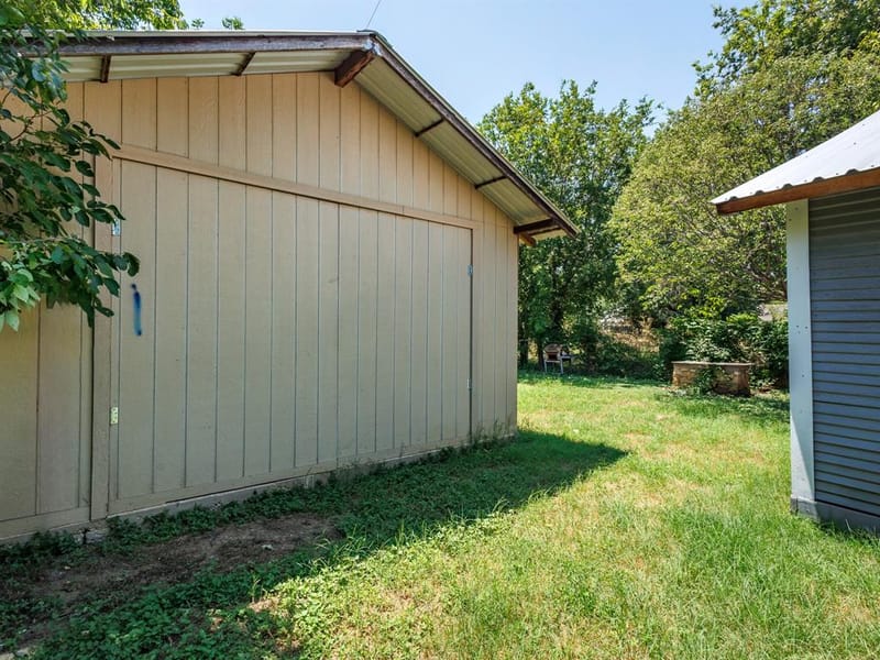 1805 7th Street, Brownwood TX 76801 - Photo 32