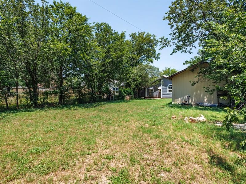1805 7th Street, Brownwood TX 76801 - Photo 29