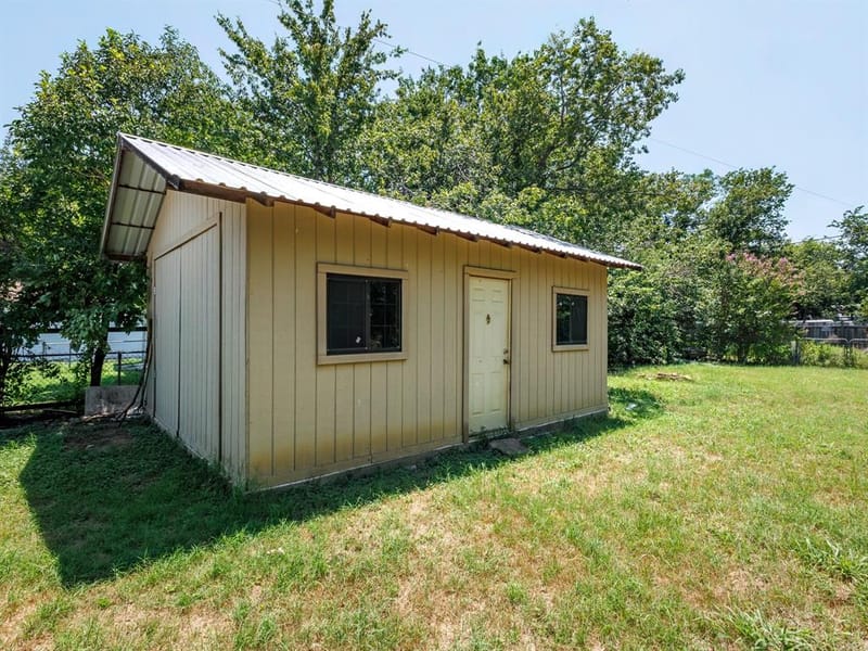 1805 7th Street, Brownwood TX 76801 - Photo 25