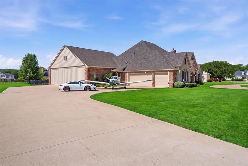 108 Concorde Circle, Cresson TX 76035 - Photo 4