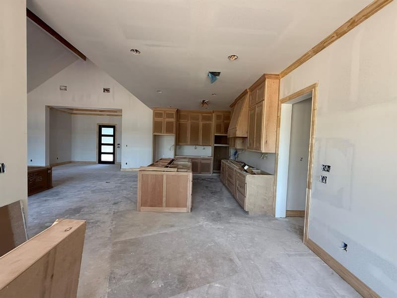 8105 Spicewood Springs Road, Waco TX 76633 - Photo 6
