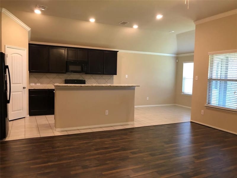 11908 Clearpoint Court, Frisco TX 75036 - Photo 5