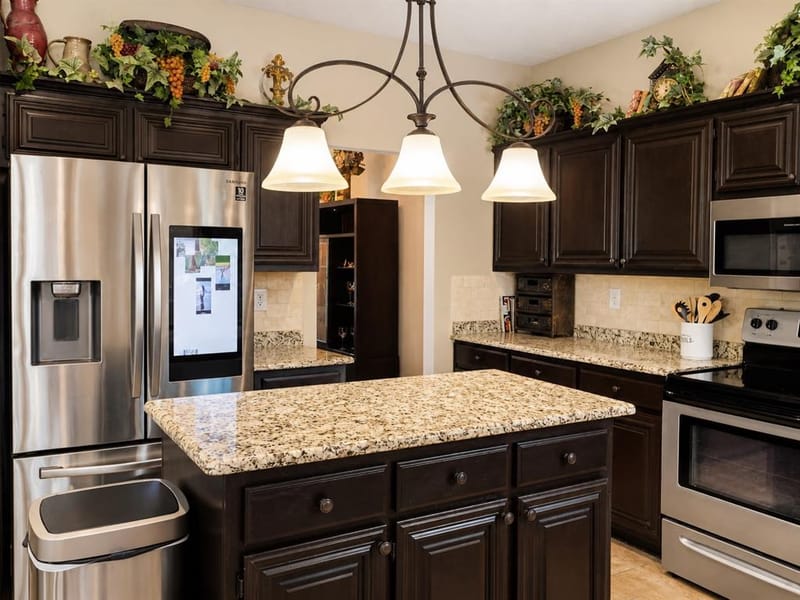 2902 Redstone Drive, Arlington TX 76001 - Photo 12