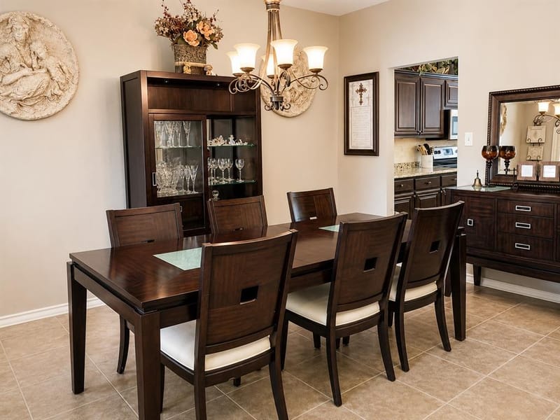 2902 Redstone Drive, Arlington TX 76001 - Photo 10