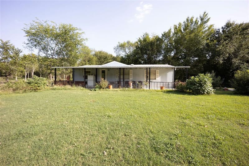 15960 Four Oaks Drive, Kemp TX 75143