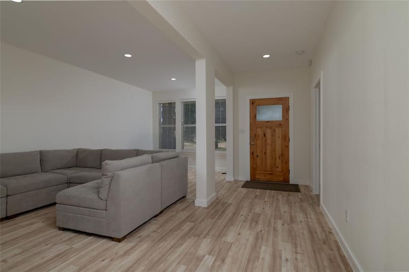 66 Lucas Lane, Edgecliff Village TX 76134 - Photo 10