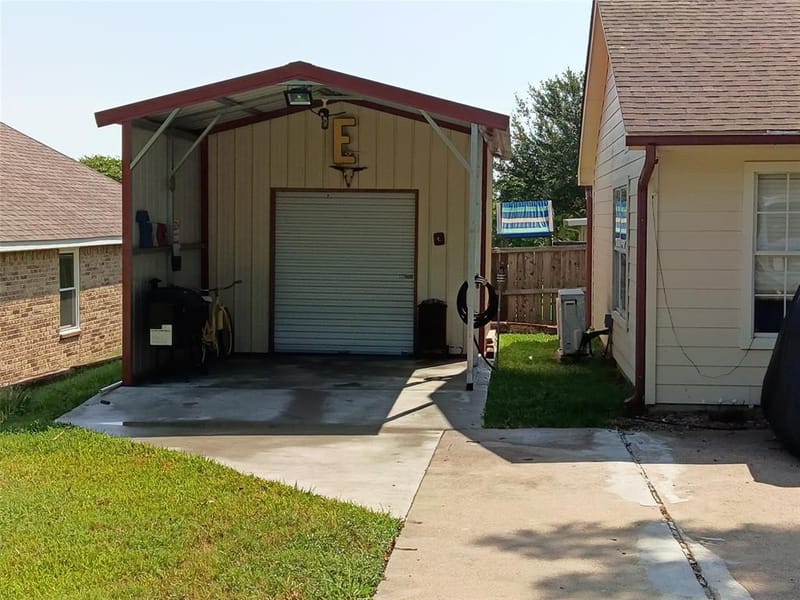 301 E Mimosa Street, Crandall TX 75114 - Photo 18