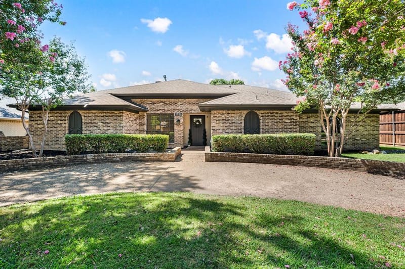 1916 Lake Hill Lane, Plano TX 75023 - Photo 2