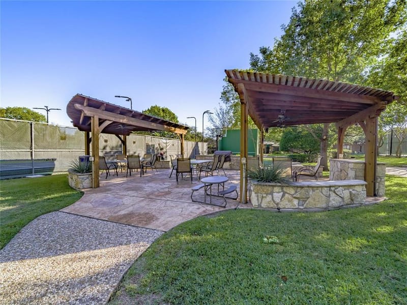1916 Lake Hill Lane, Plano TX 75023 - Photo 35