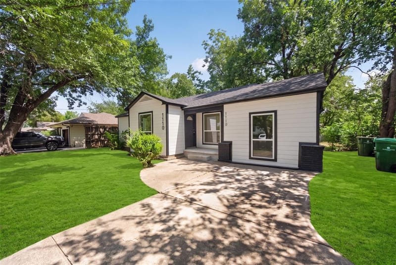 1110 Ryan Avenue, Carrollton TX 75006 - Photo 2