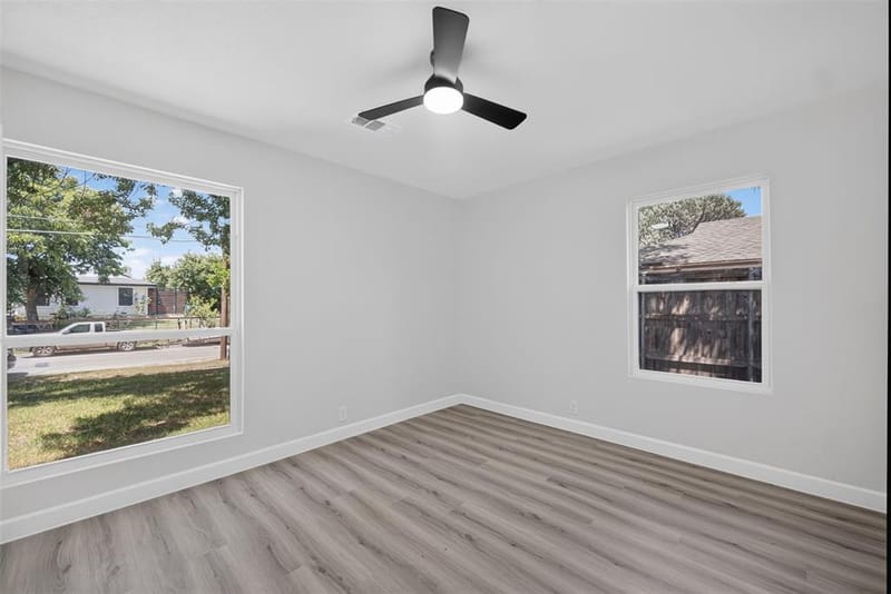 1110 Ryan Avenue, Carrollton TX 75006 - Photo 10