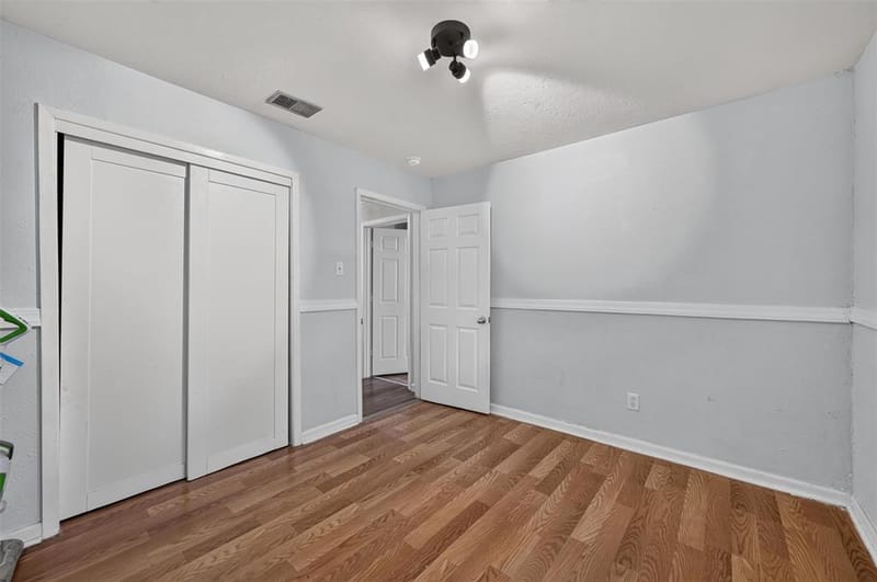 423 Mckown Drive, Mansfield TX 76063 - Photo 11