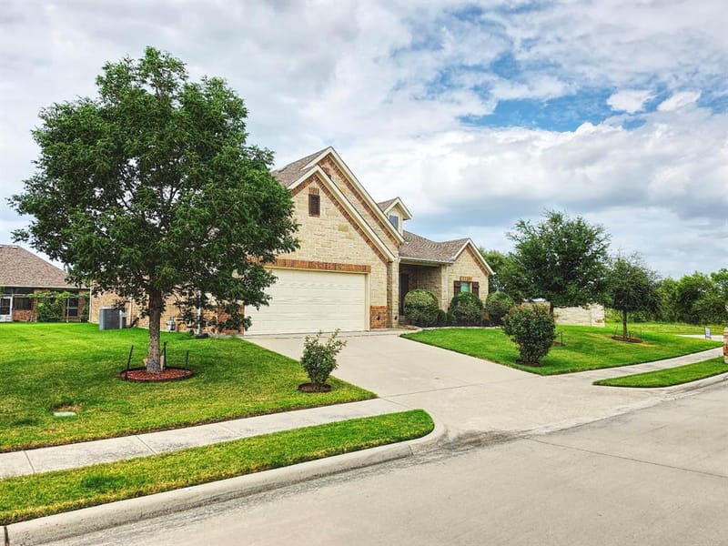 1103 Saint Matthew Circle, Royse City TX 75189