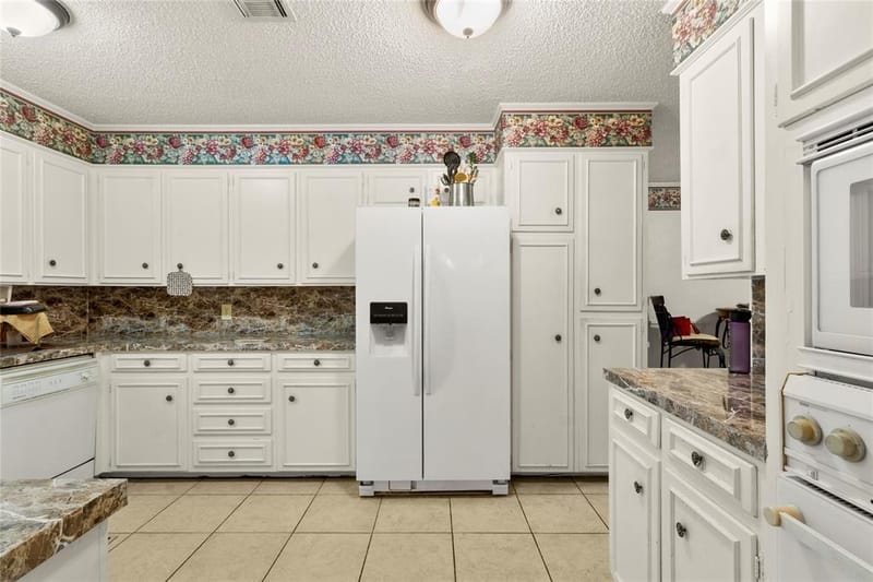 2641 Woodmont Circle, Waco TX 76710 - Photo 17