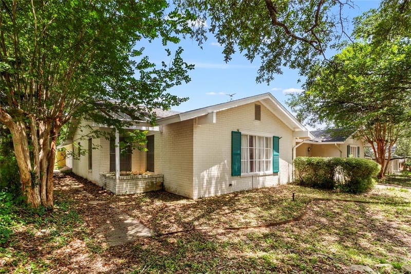 2641 Woodmont Circle, Waco TX 76710 - Photo 3