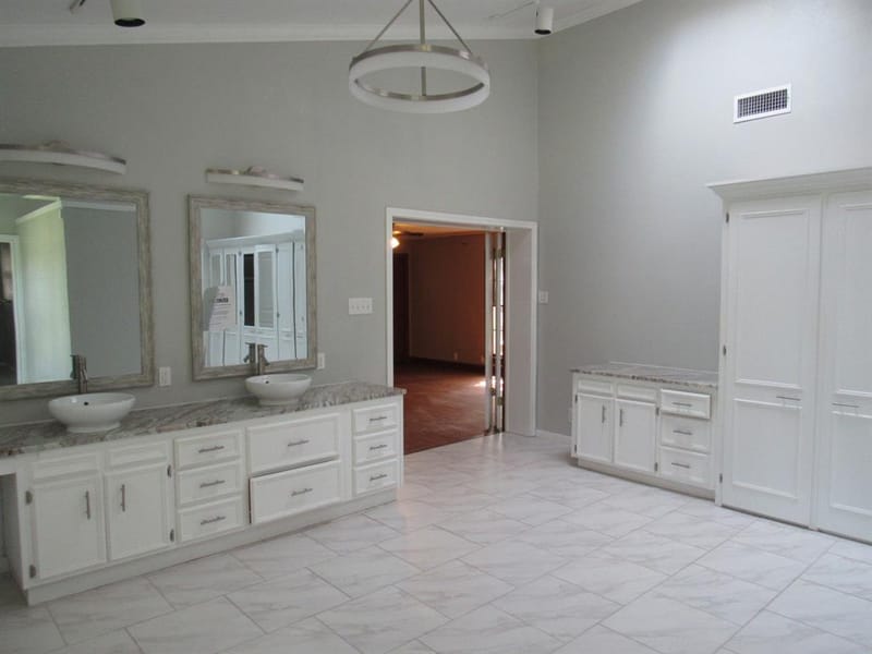 3300 Oakridge Lane, Waco TX 76708 - Photo 15