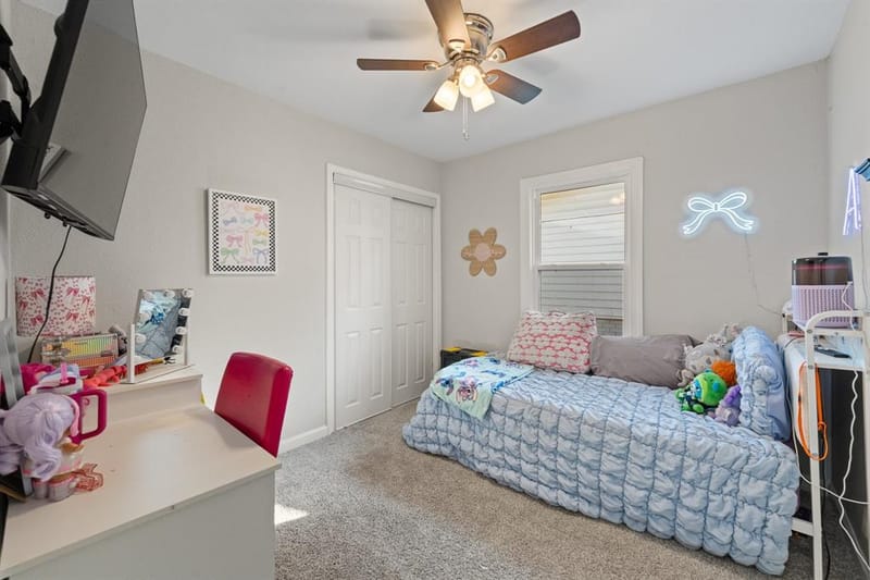 809 Phillips Street, Cleburne TX 76033 - Photo 15