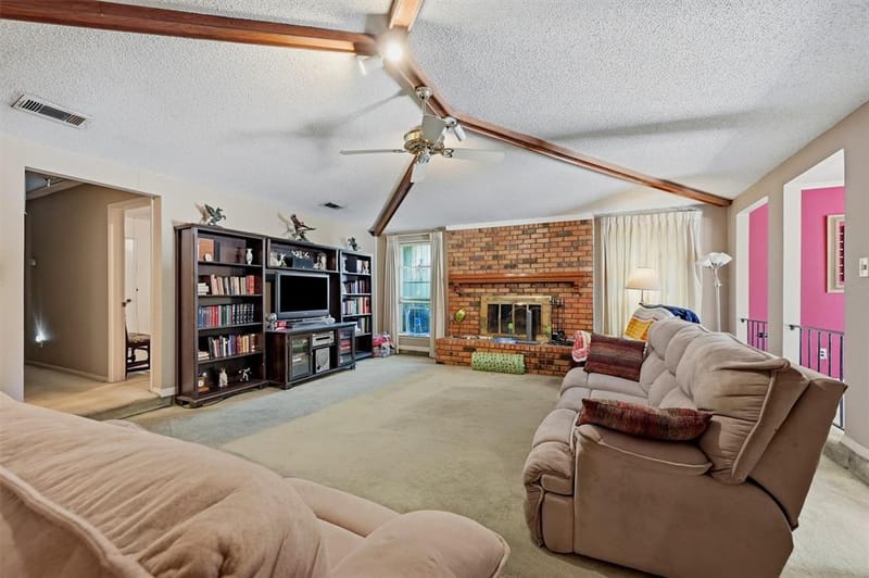 4115 Greenway Drive, Garland TX 75041 - Photo 9