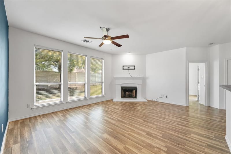 556 Caravan Drive, Fort Worth TX 76131 - Photo 6