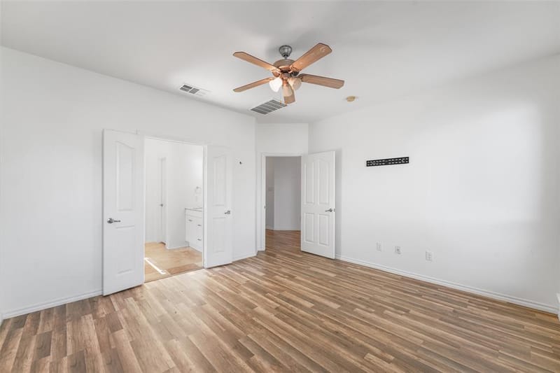 556 Caravan Drive, Fort Worth TX 76131 - Photo 15