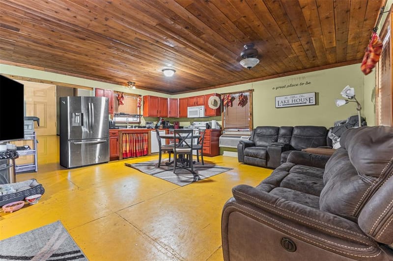 1109 SE County Road 3300, Kerens TX 75144 - Photo 7