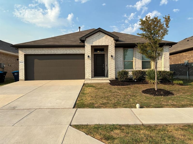 1049 Kirkham Way, Fort Worth TX 76247