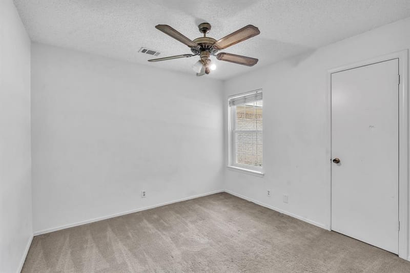 1720 Timbercreek Road, Benbrook TX 76126 - Photo 24