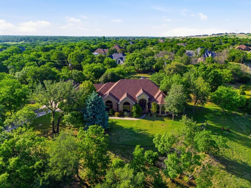 128 Horizon Circle, Azle TX 76020