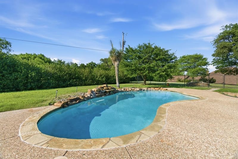 128 Horizon Circle, Azle TX 76020 - Photo 35