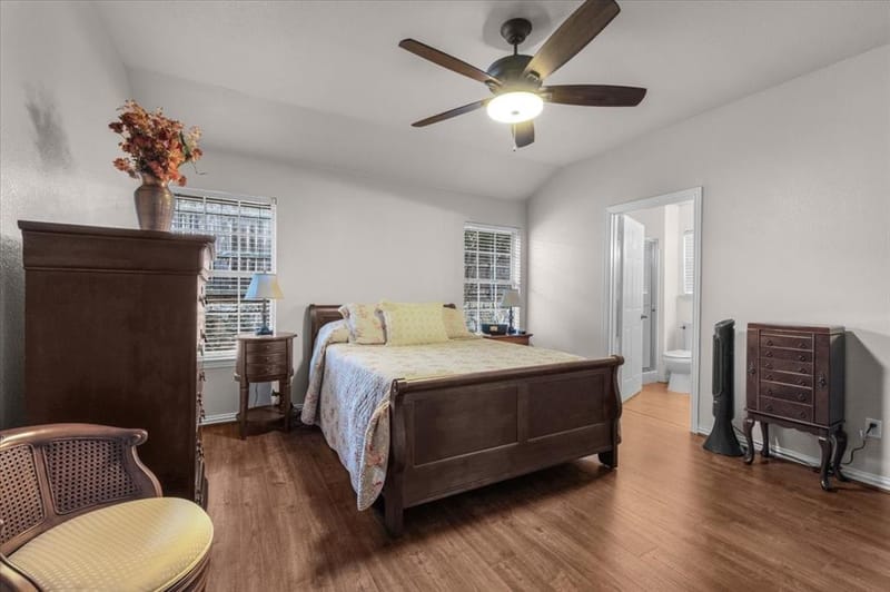 1013 Teresa Court, Granbury TX 76048 - Photo 10