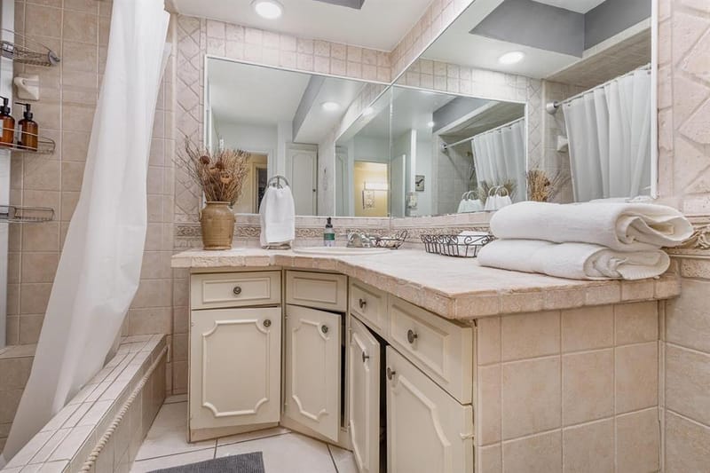 5051 Les Chateaux Drive # 138, Dallas TX 75235 - Photo 10