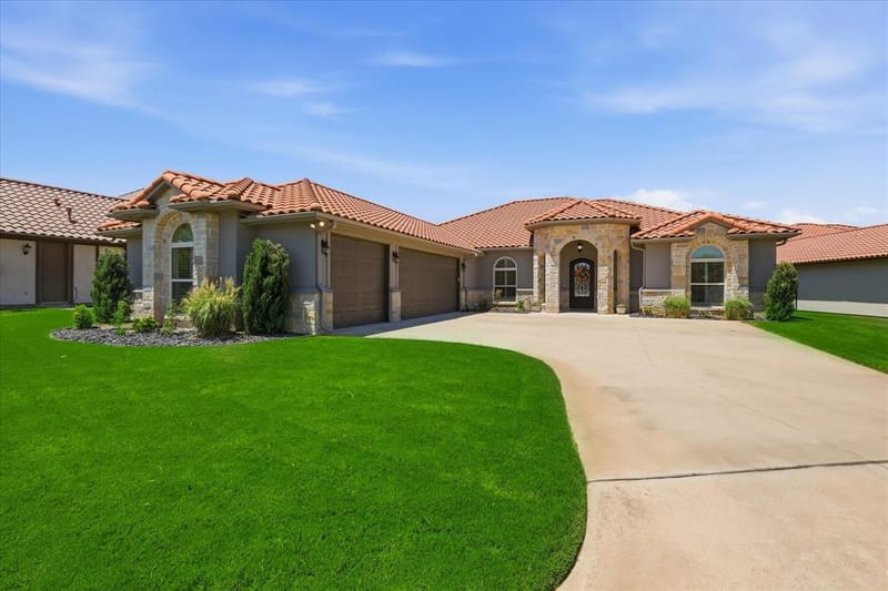 1616 Malibu Bay Court, Granbury TX 76048 - Photo 2
