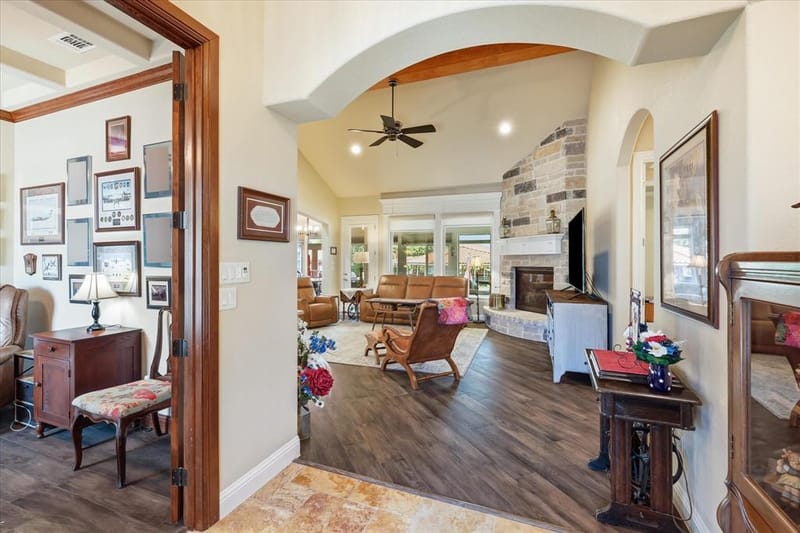 1616 Malibu Bay Court, Granbury TX 76048 - Photo 6