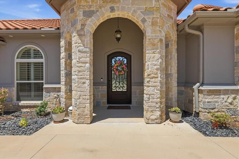 1616 Malibu Bay Court, Granbury TX 76048 - Photo 4