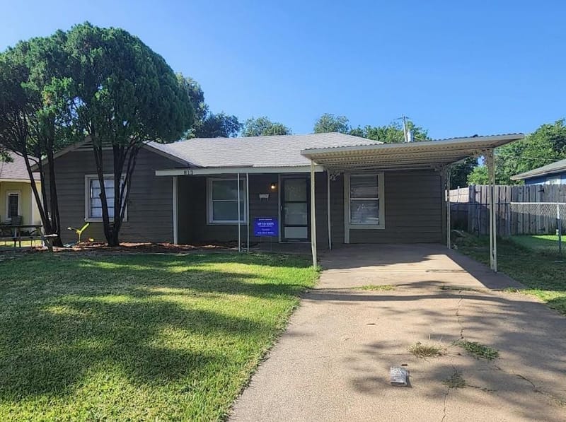 813 Choctaw Trace, Grand Prairie TX 75051