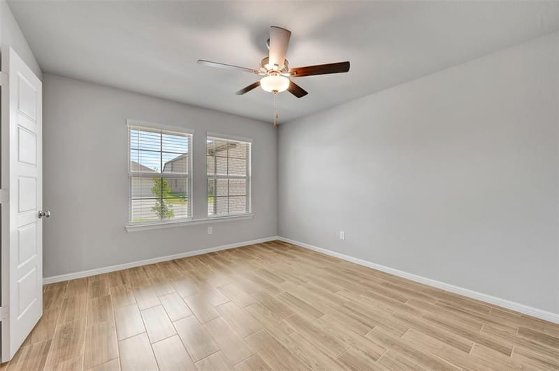 122 Hudson Lane, Justin TX 76247 - Photo 12