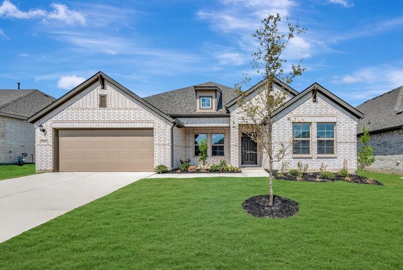 122 Hudson Lane, Justin TX 76247