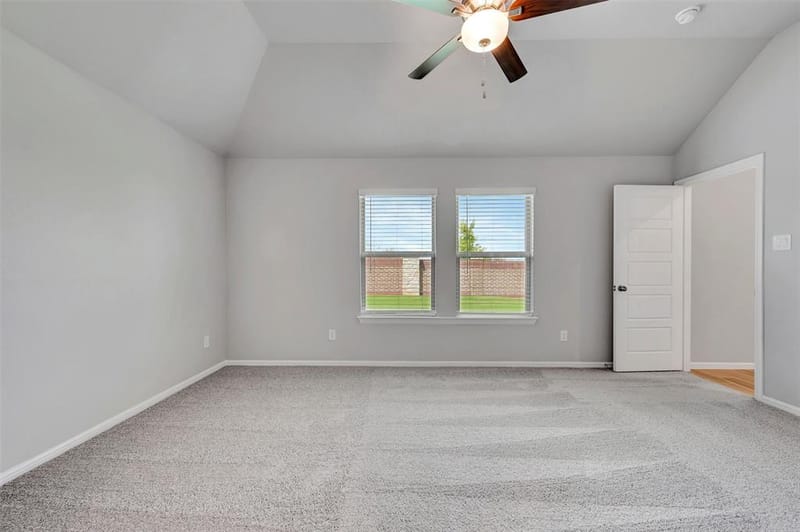 122 Hudson Lane, Justin TX 76247 - Photo 31